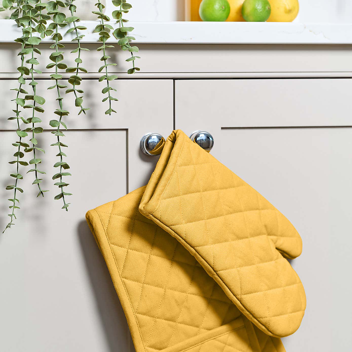 Dexam Set of 2 Love Colour Single Oven Gloves