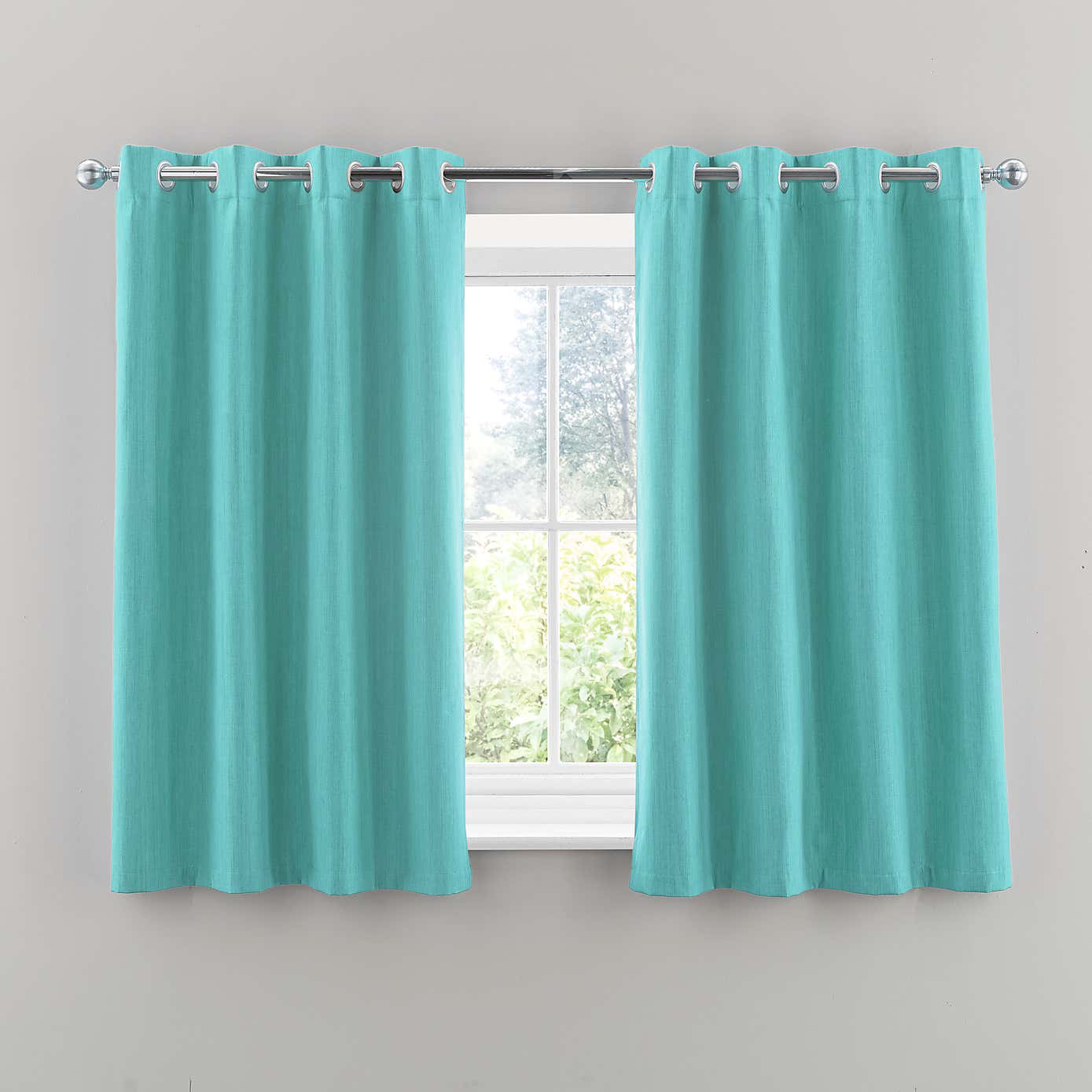 Solar Blackout Eyelet Curtains