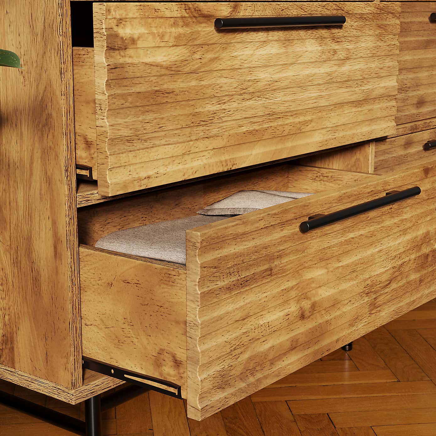 Bryant 7 Drawer Chest, Mango Wood Effect