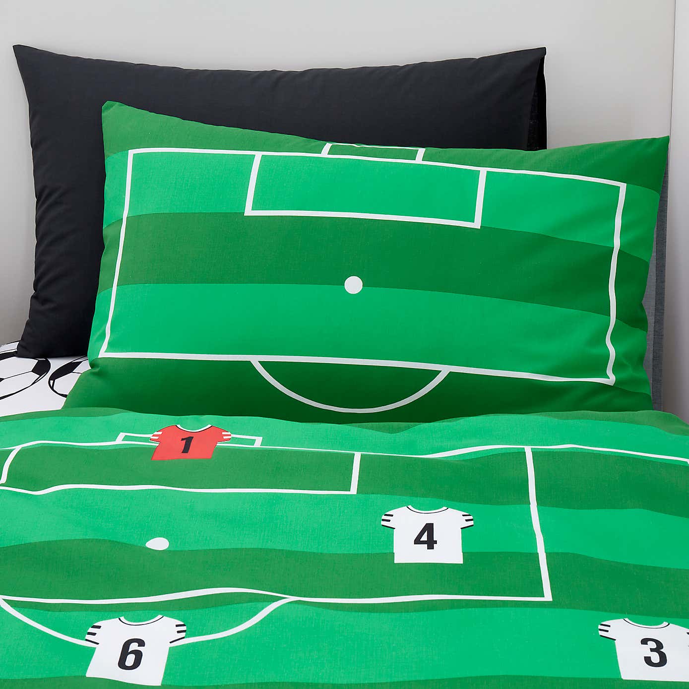 Football Pack of 2 Duvet Cover and Pillowcase Sets