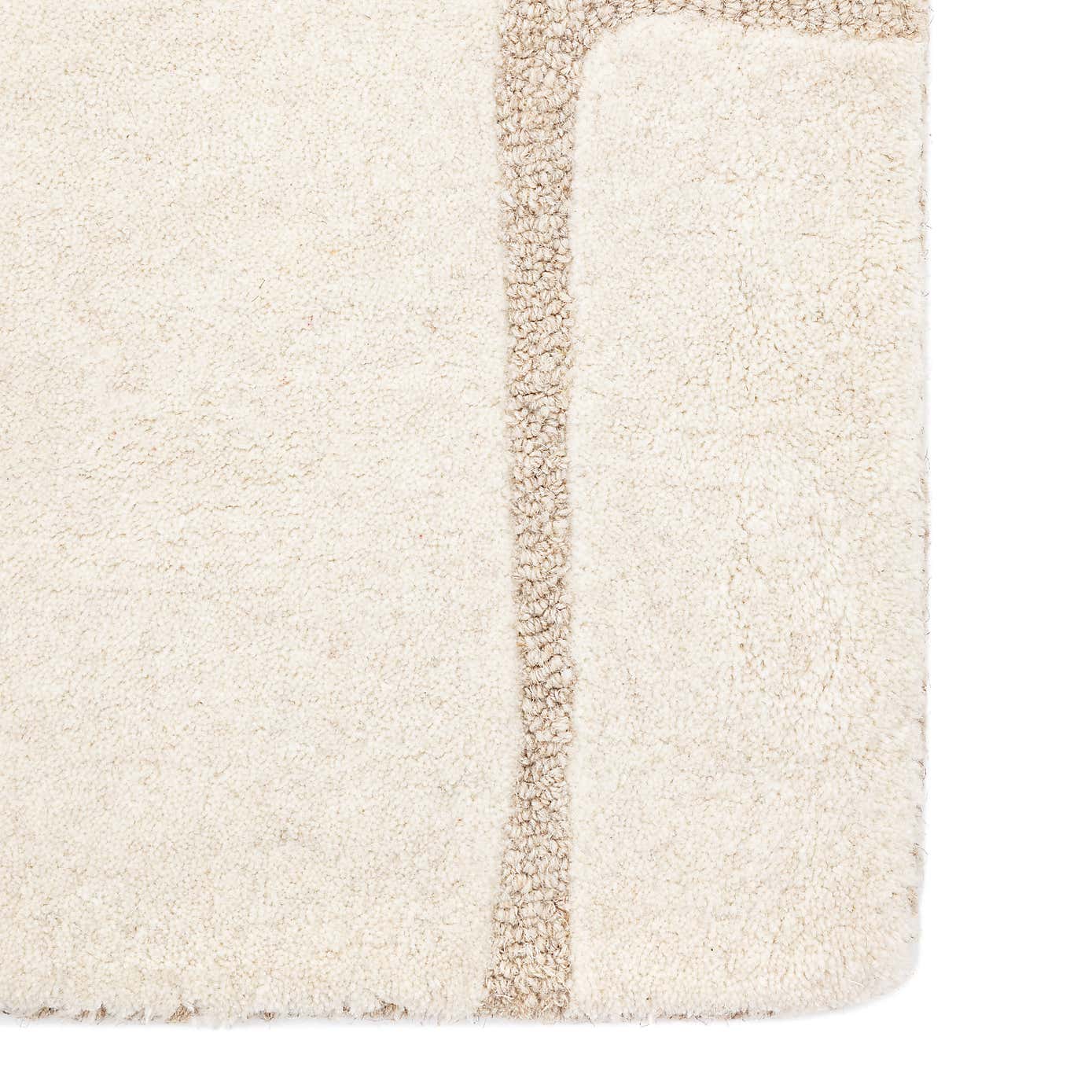 Cedar and Sage Pavia Tufted Graphic Rug