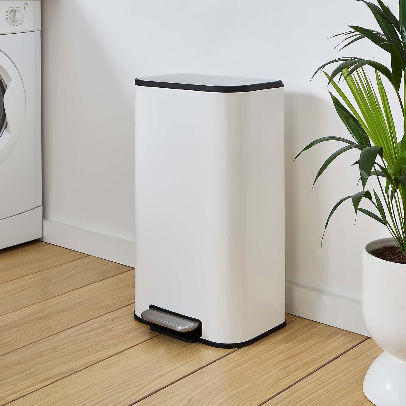 Sleek Soft Touch 30L Bin