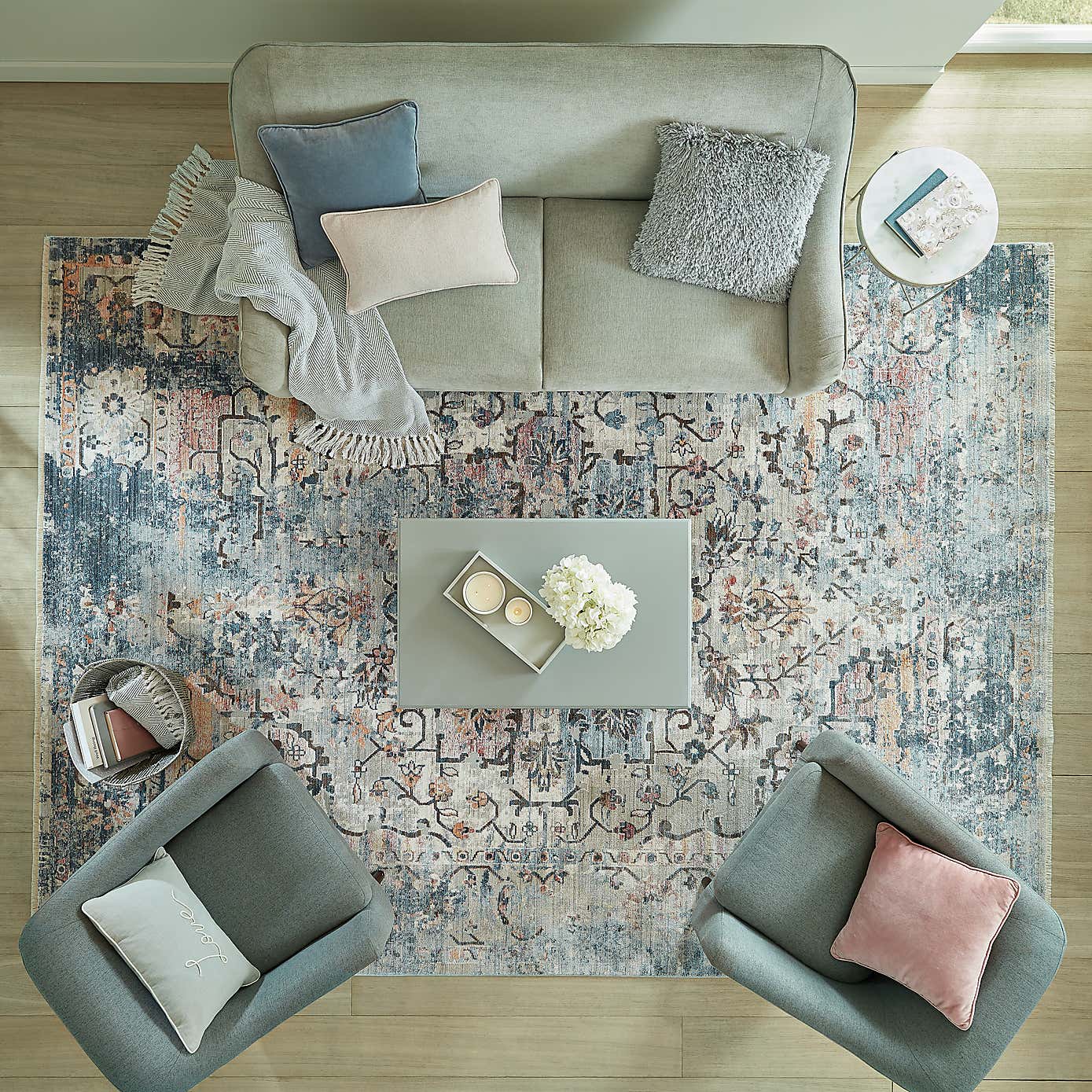 Soraya Blue Traditional Rug