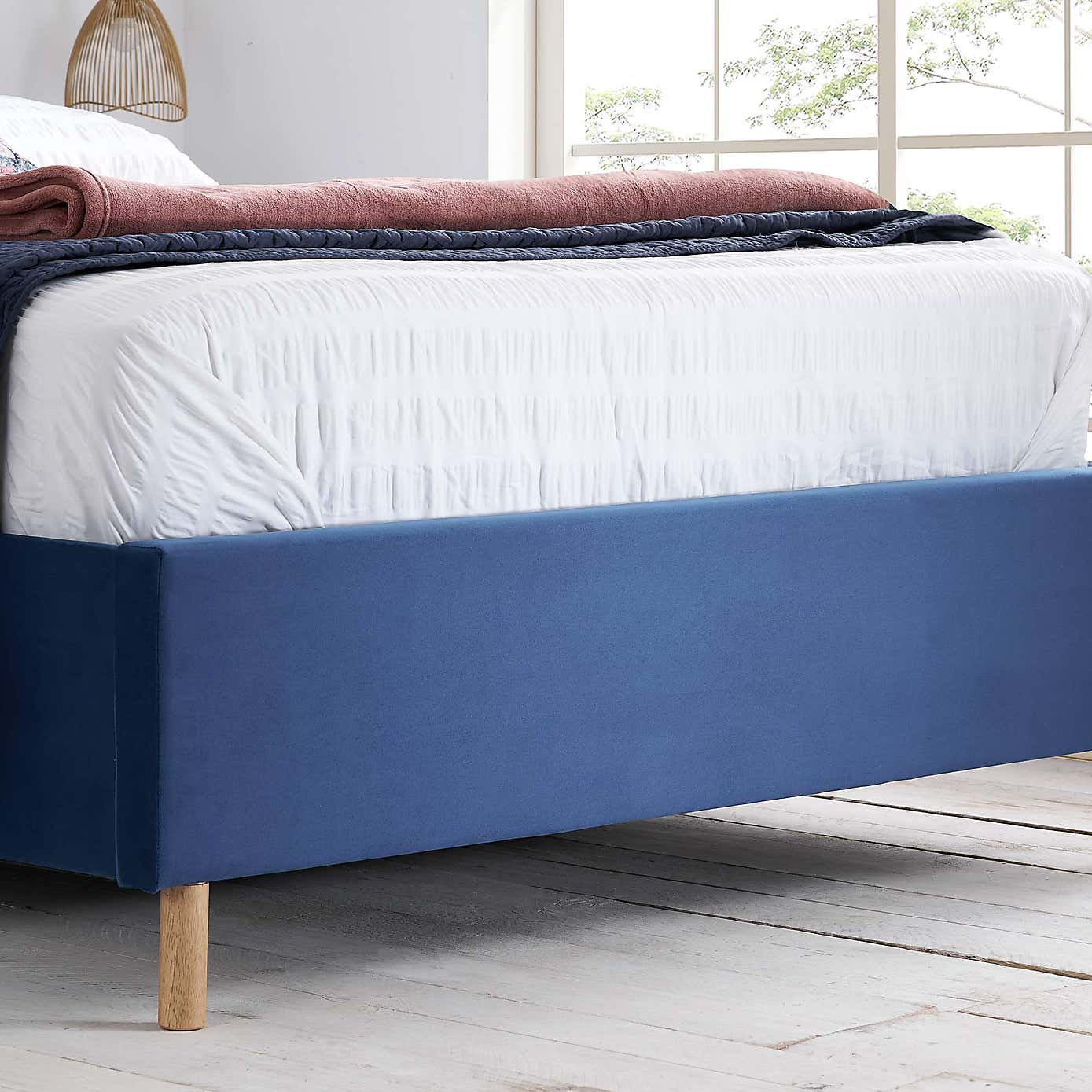 Loxley Velvet Bed