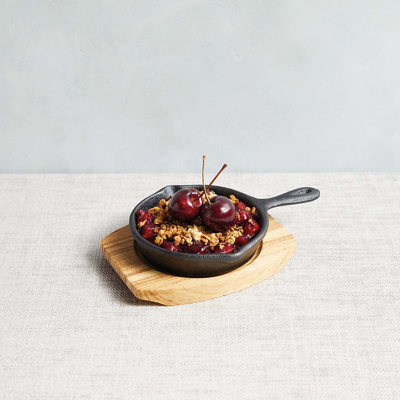 Artesà Cast Iron Mini Round Frying Pan