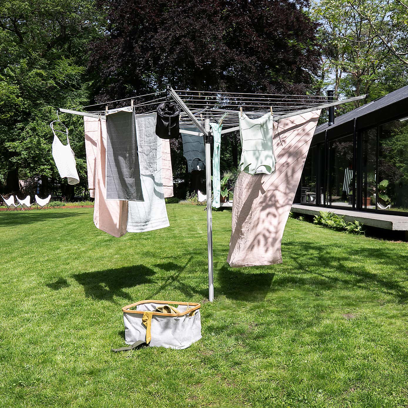 Brabantia 50 Metre 4 Arm Liftomatic Rotary Washing Line with Accessories