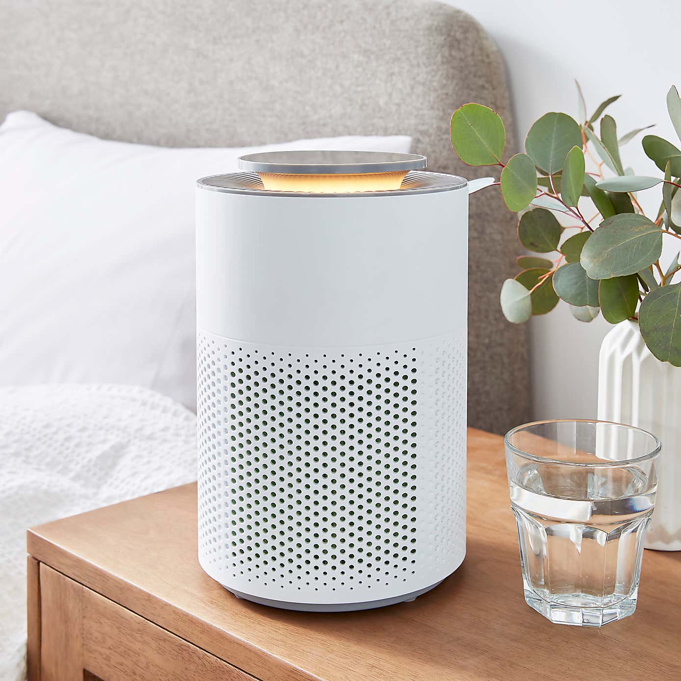 White 4 Speed Air Purifier