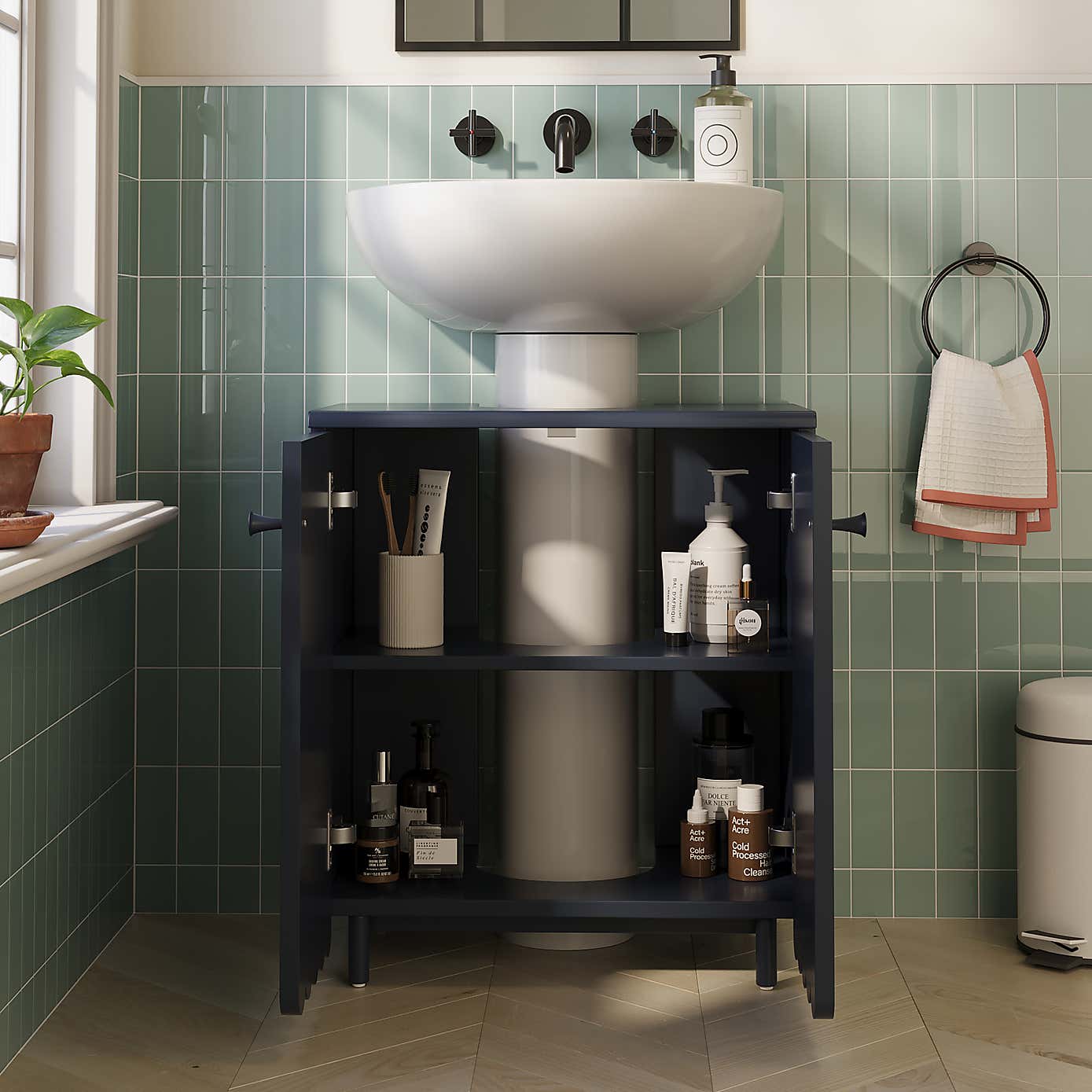 Scallop Under Sink Unit