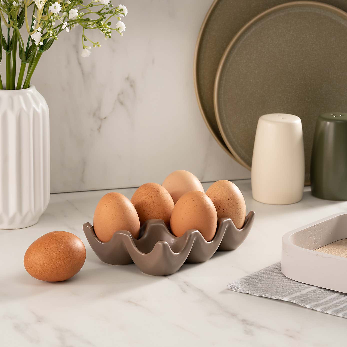 Egg Holder