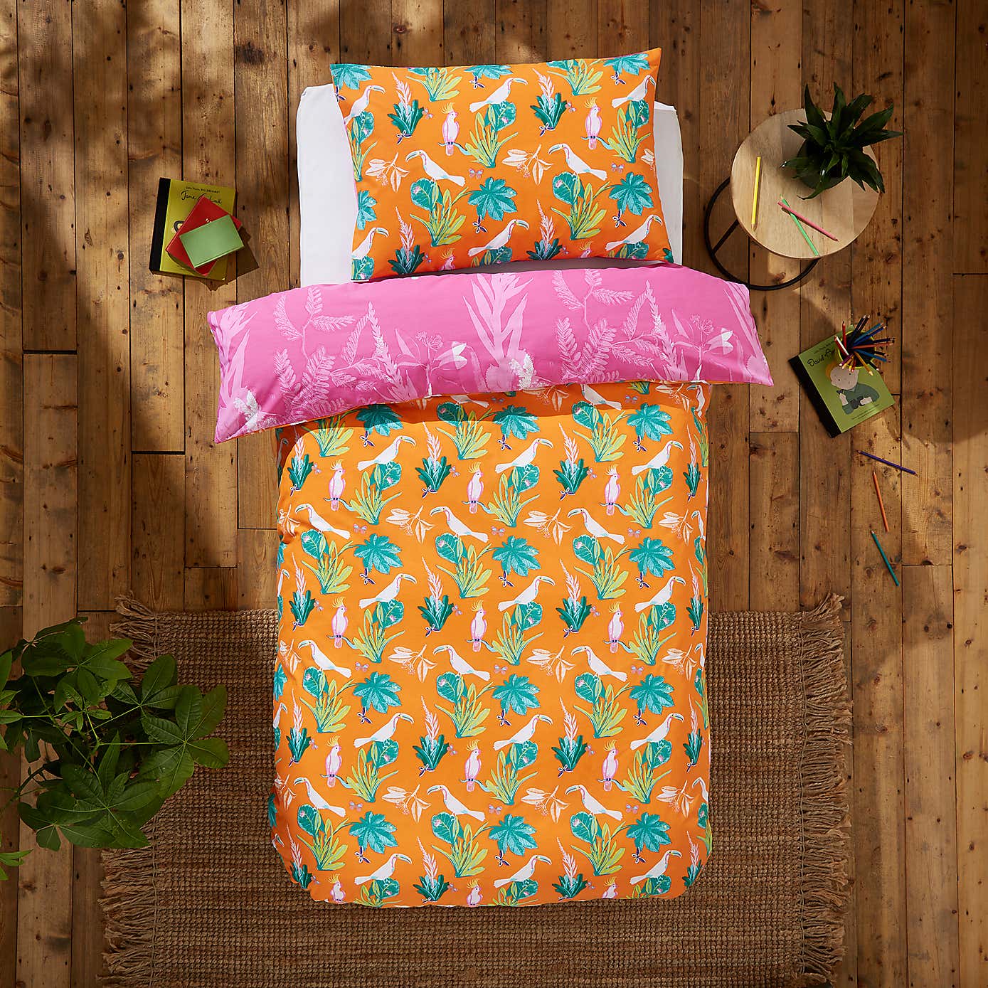 Explore the Tropics Duvet Cover & Pillowcase Set