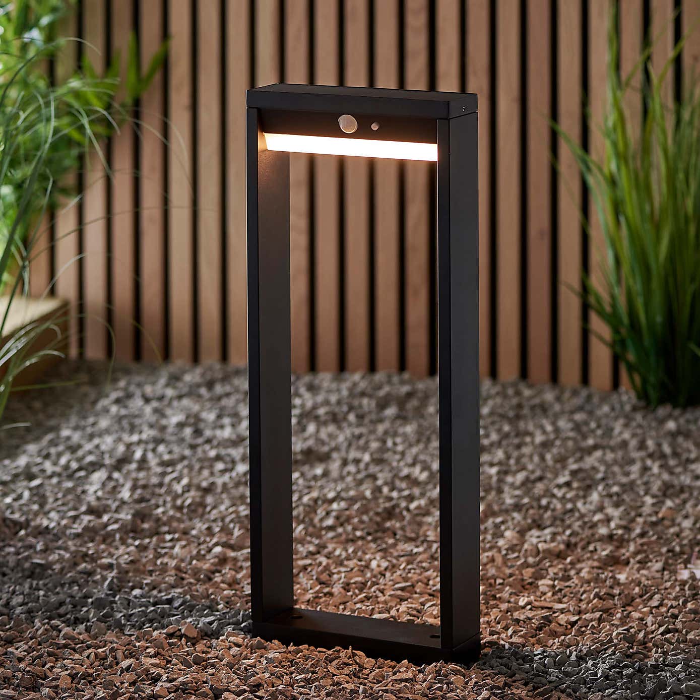 Vogue Callen 50cm Outdoor Solar PIR Floor Light