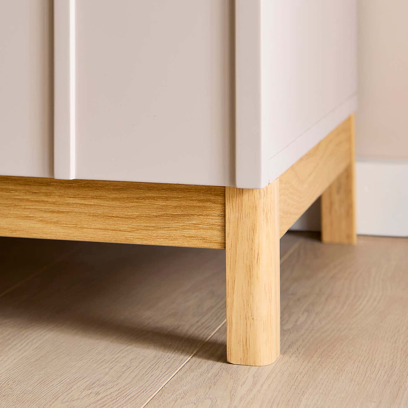 Elements Thompson Wide 7 Drawer Chest, Mushroom