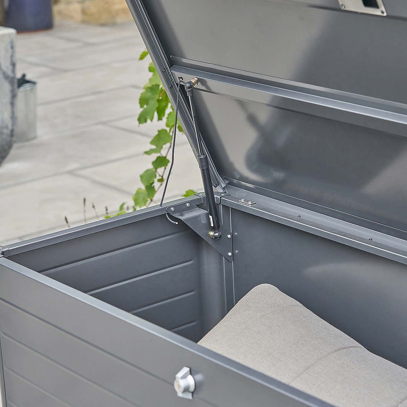 Pacific Lifestyle Rhode Island Small Galvanised Steel Cushion Box