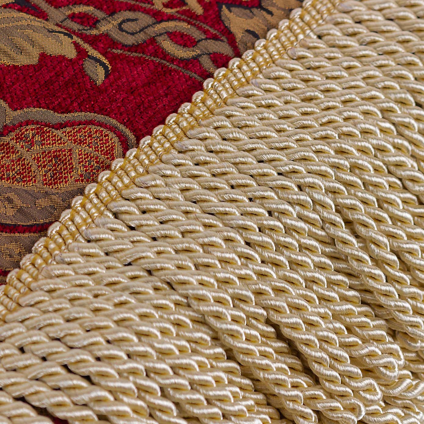 Shiraz Polyester Throw 130cm x 170cm