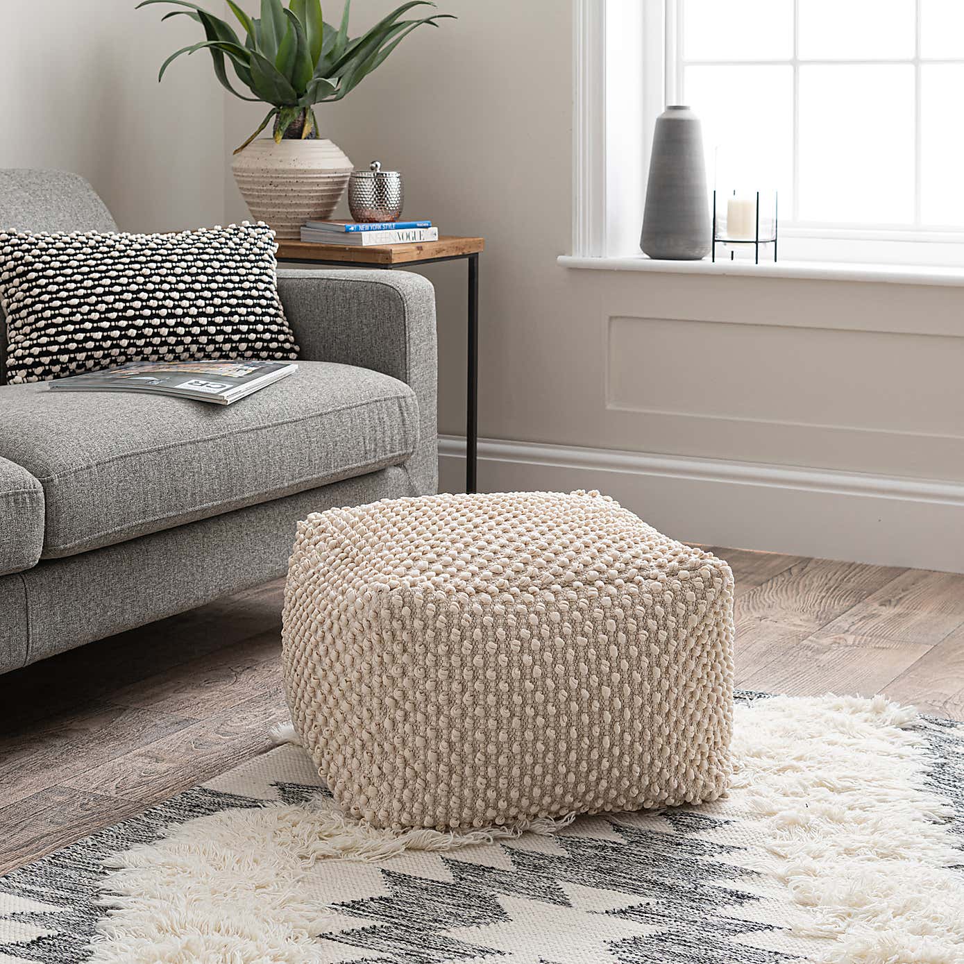 Jersey Black Bobble Cube