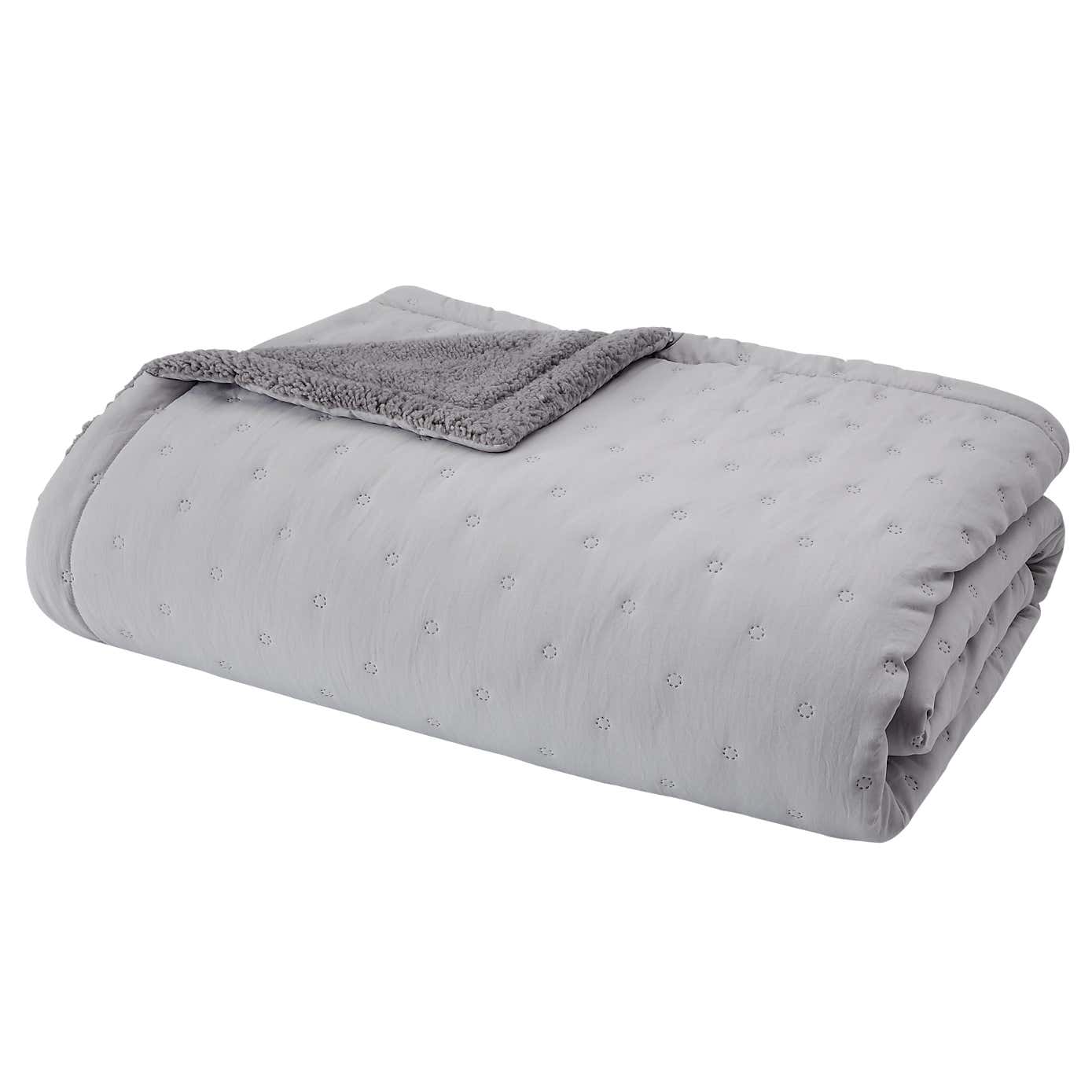 Catherine Lansfield Cosy Nori Soft Sherpa Bedspread