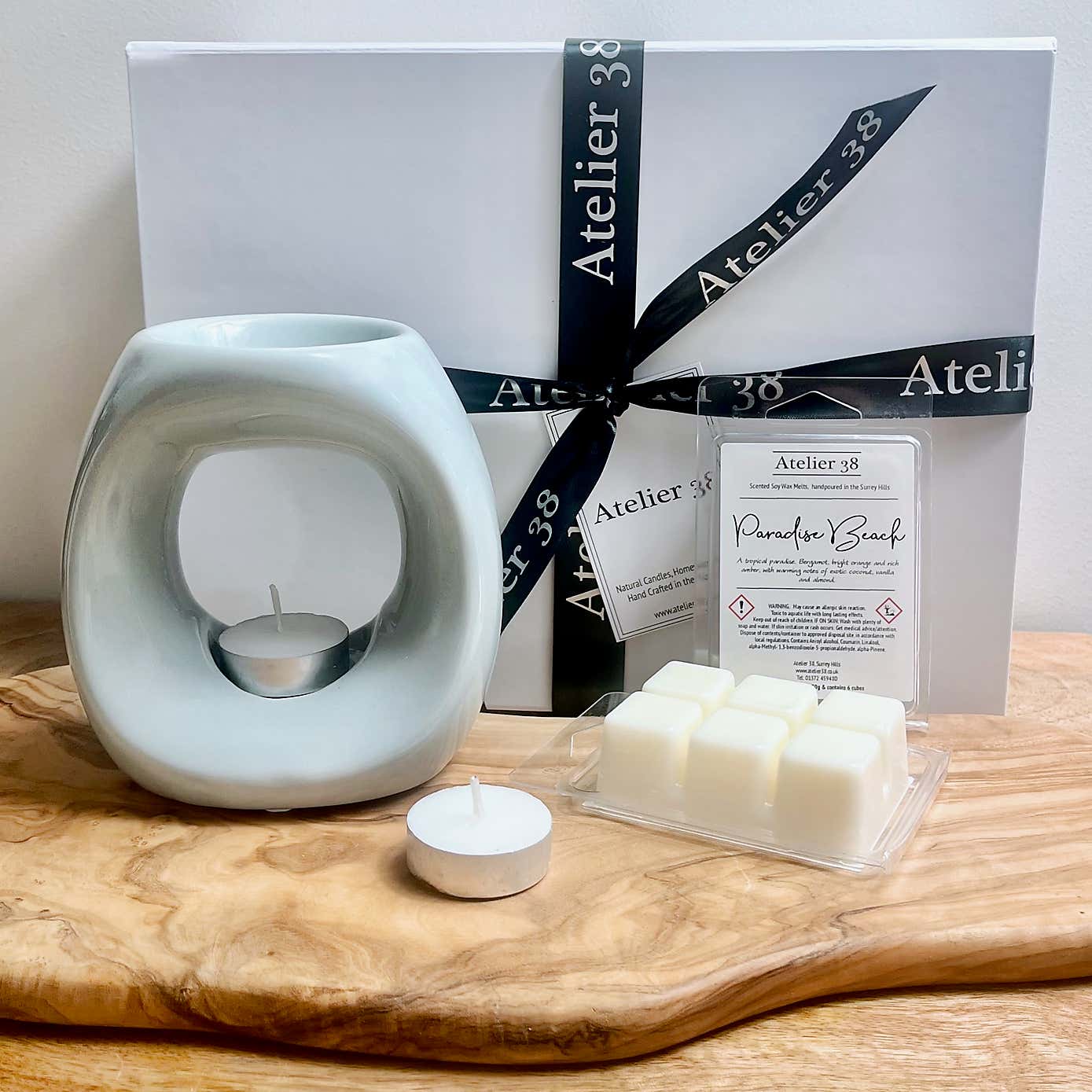 Atelier 38 Oval Burner and Fresh Wax Melt Gift Set
