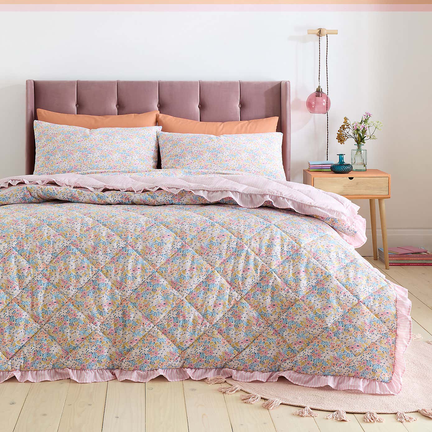 Catherine Lansfield Darcy Floral Bedspread