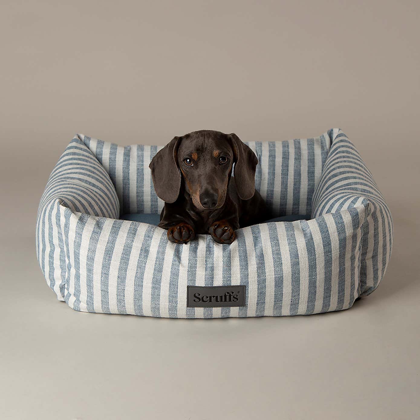 Scruffs Luxury Coastal Pet Box Bed