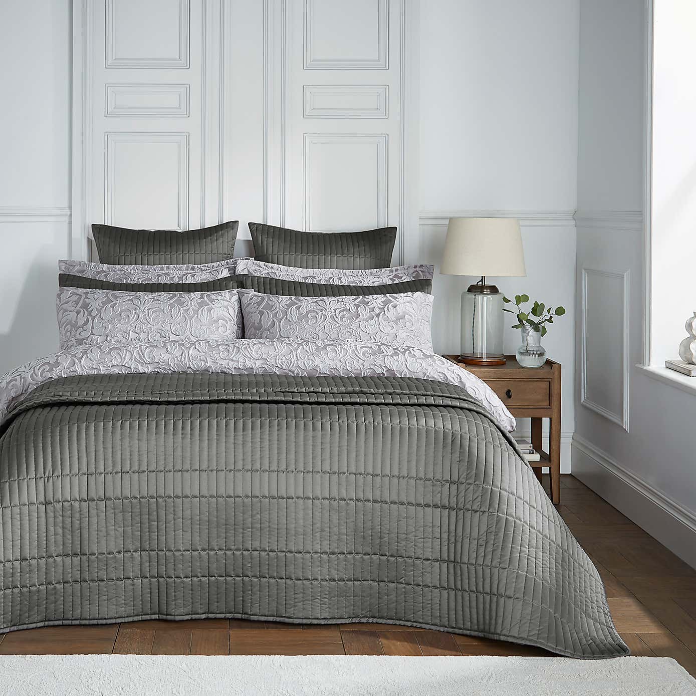 Anders Linea Bedspread