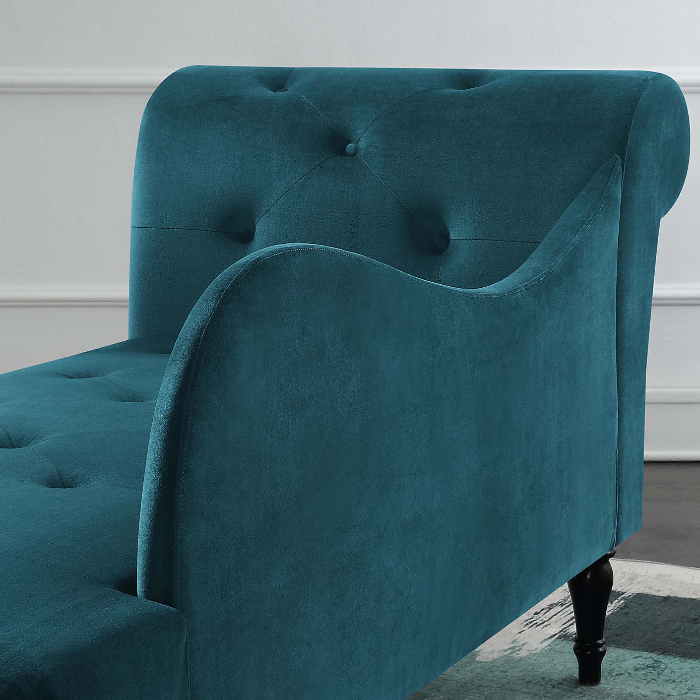 Wisteria Velvet Chaise Lounge