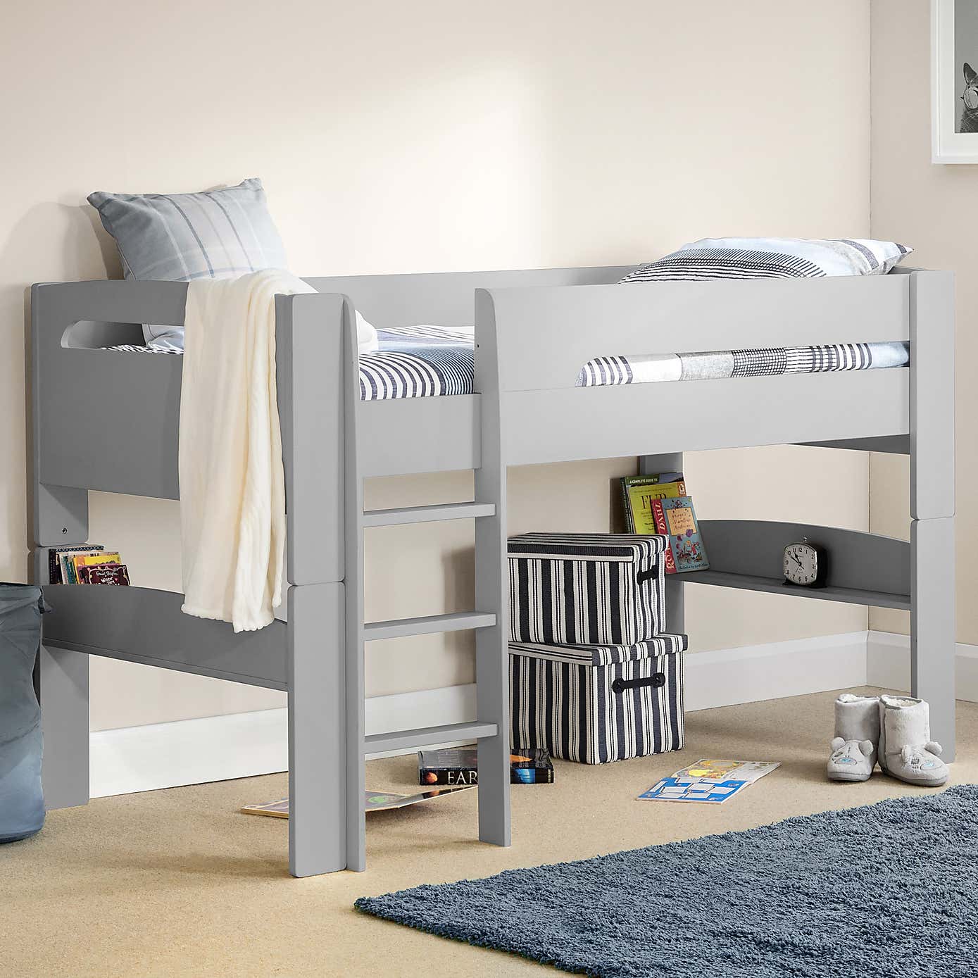 Pluto White Mid Sleeper Bed