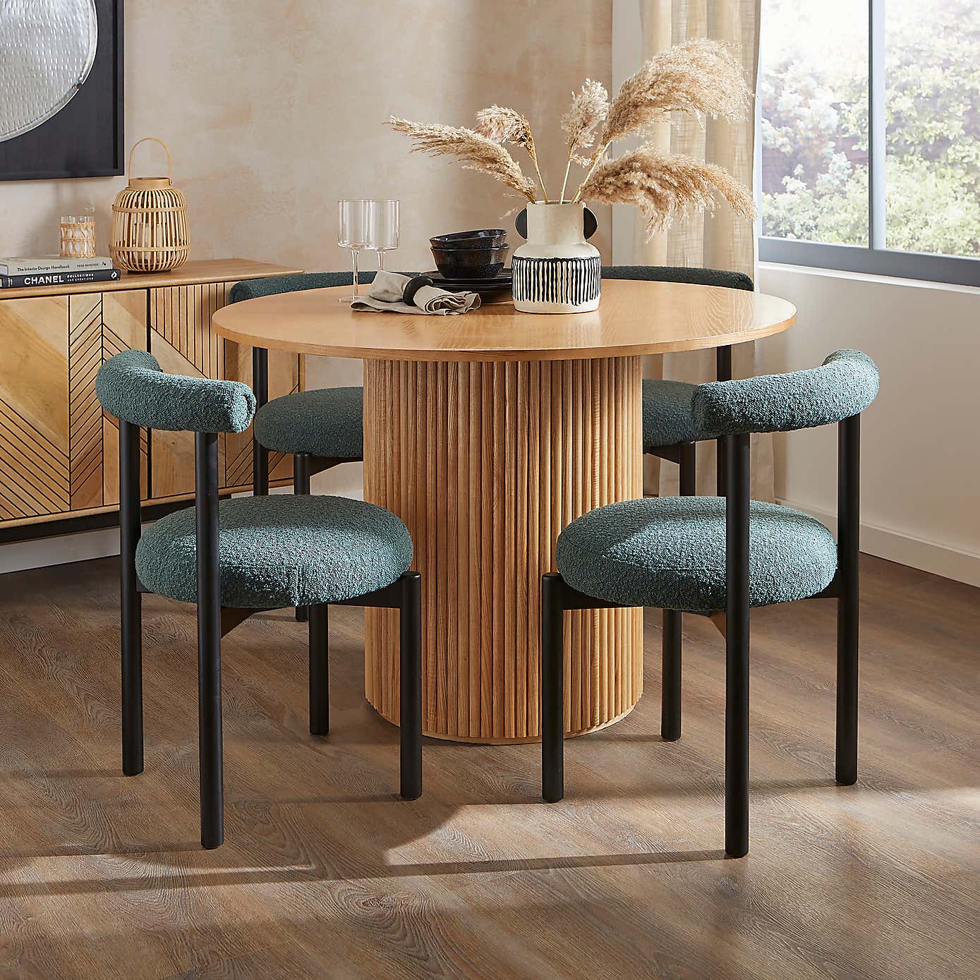 Amari Round Dining Table with 4 Violeta Olive Boucle Dining Chairs