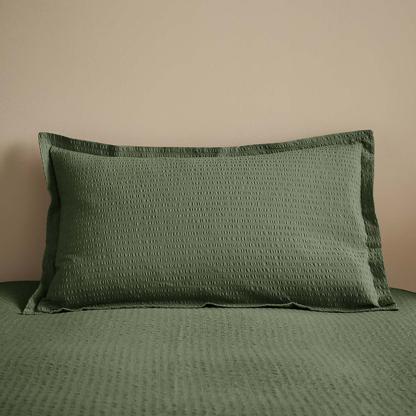 EL Seersucker Woven Cotton Oxford Pillowcase