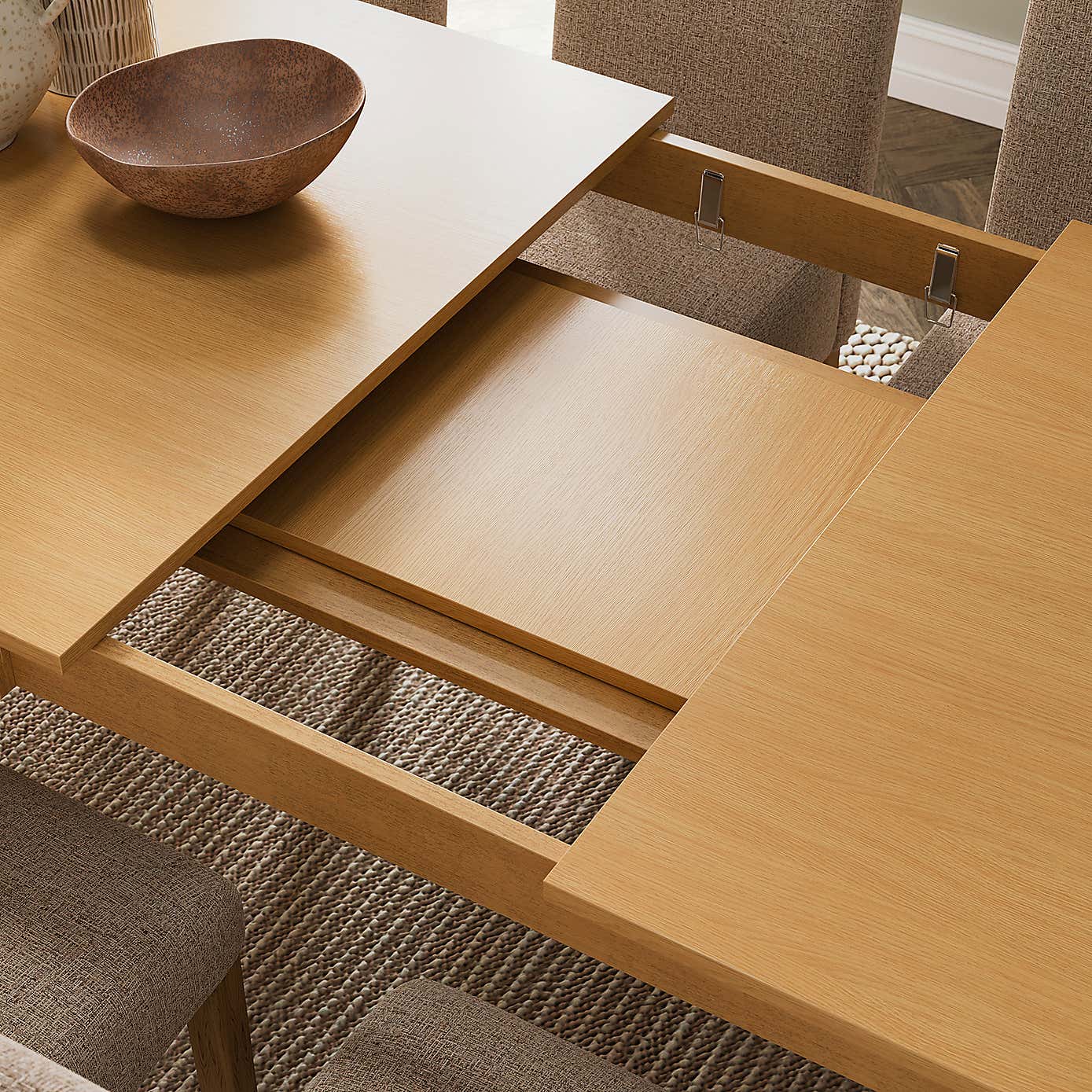 Harlington 8-10 Seater Extendable Dining Table, Oak