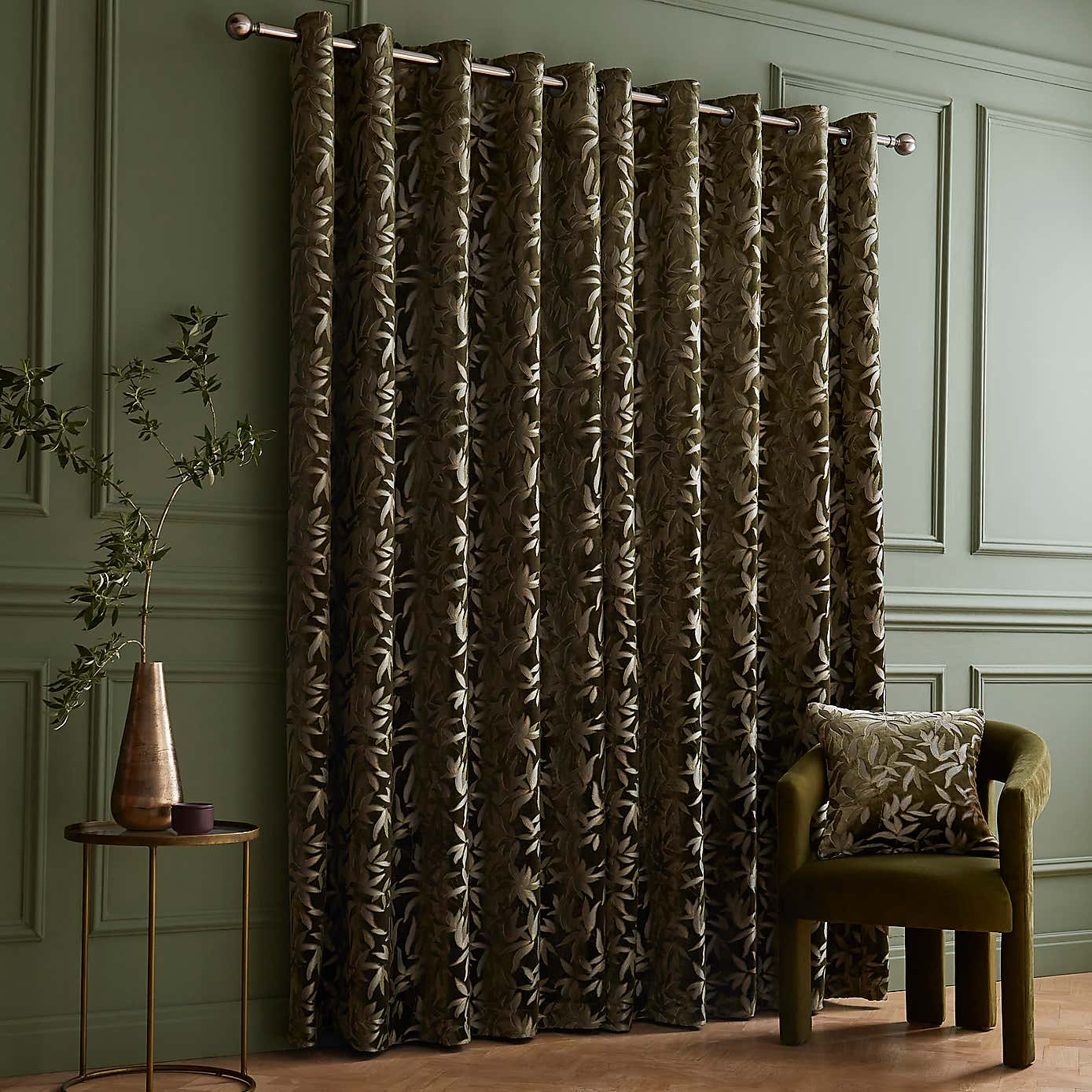 Asami Cut Velvet Eyelet Curtains