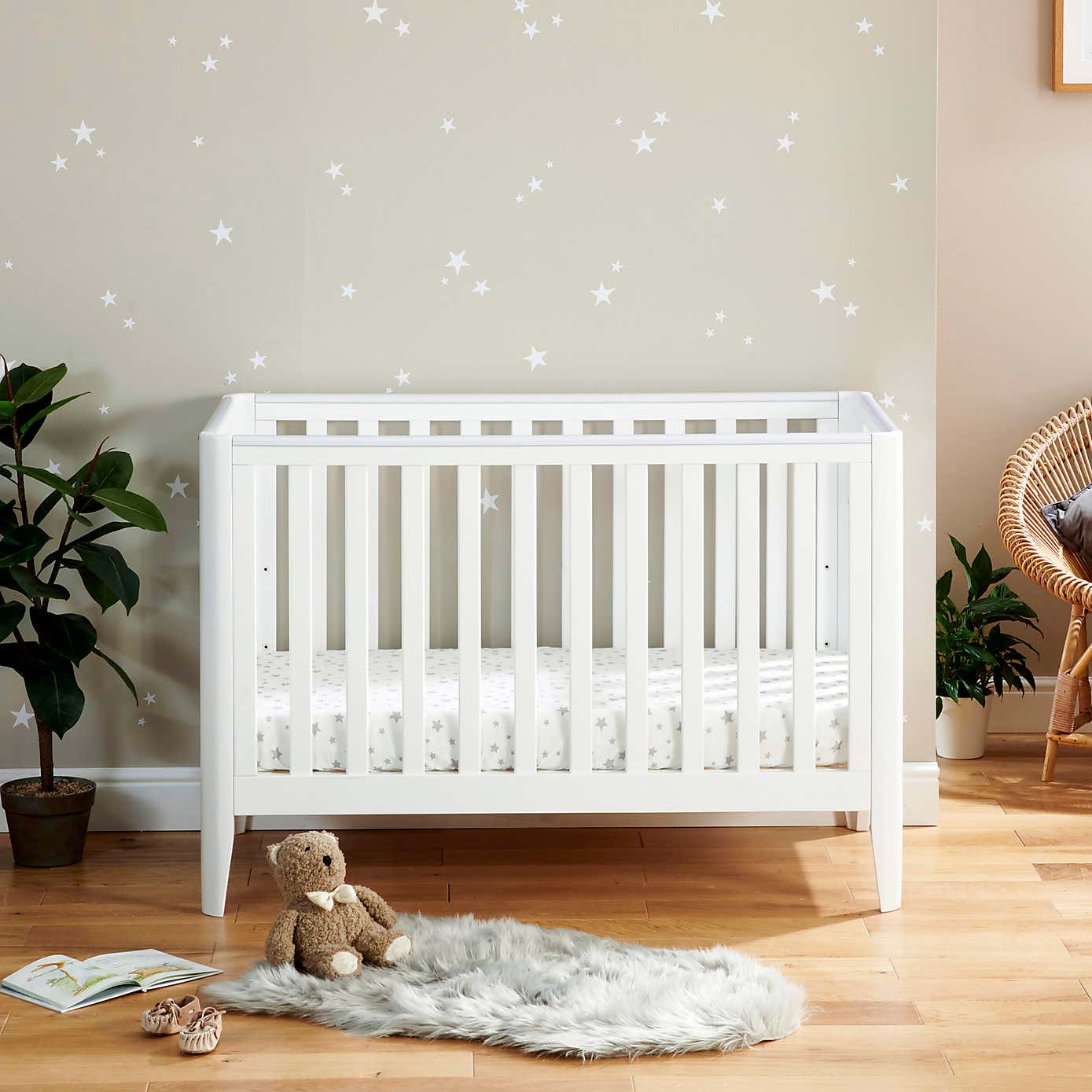 Babymore Iris Cot Bed