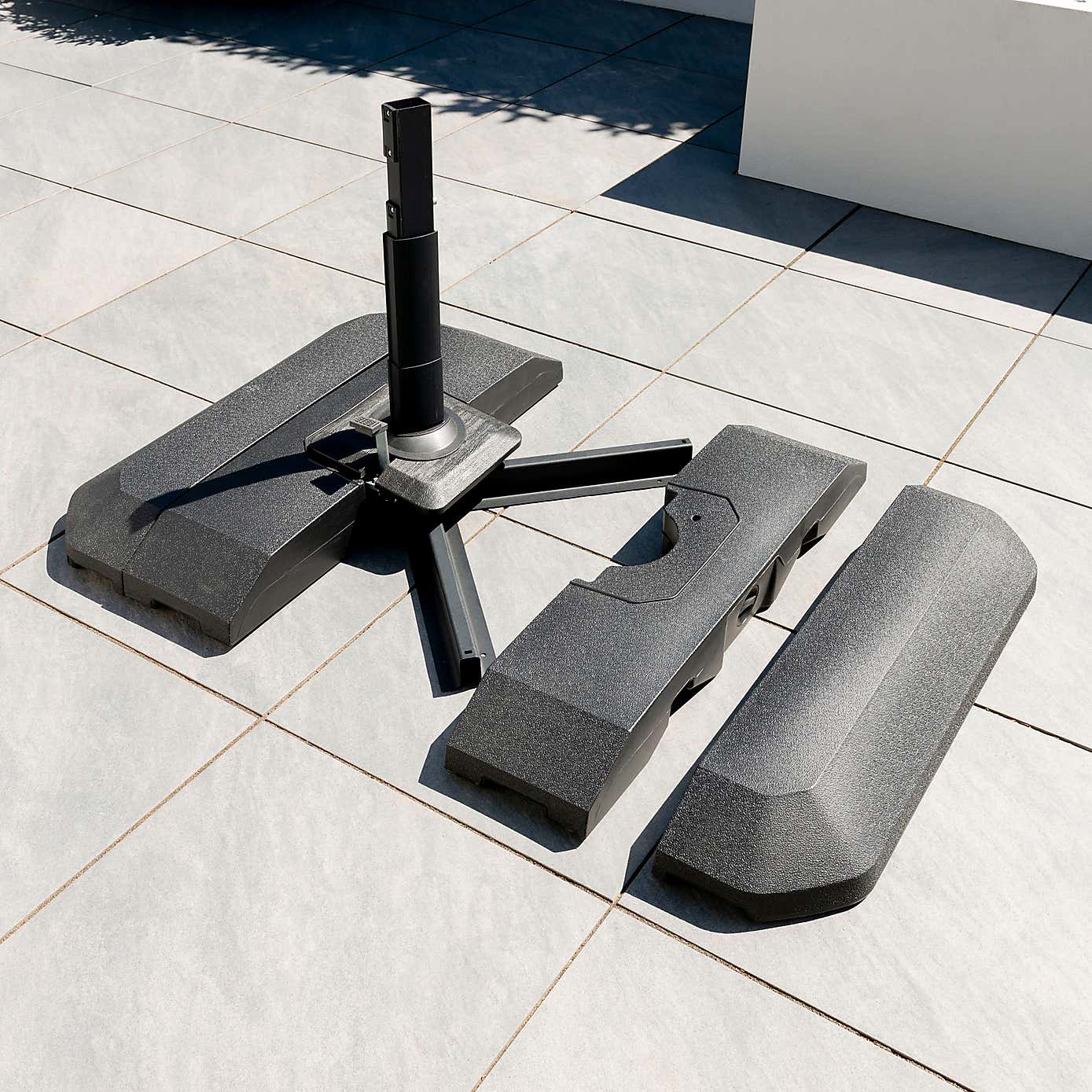 One Box 3m Round Parasol with Water Base