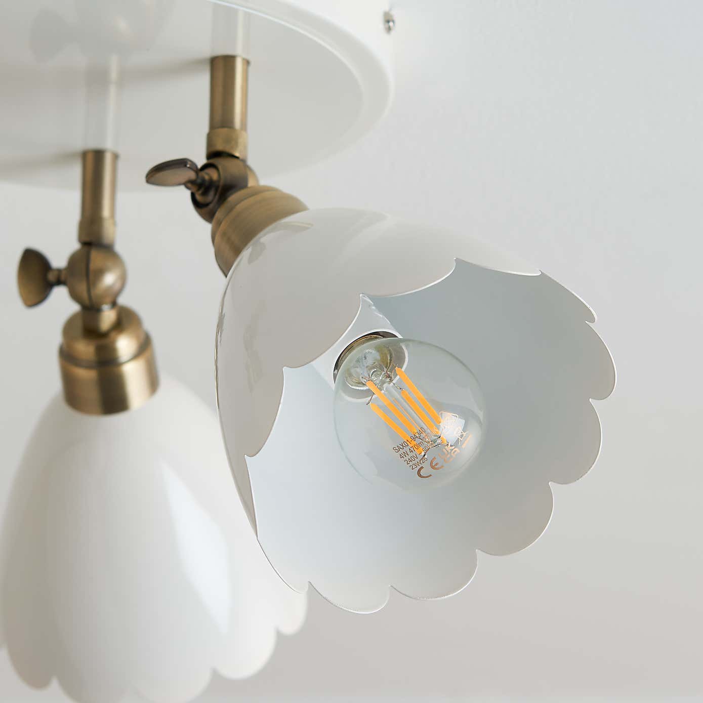 Remi Scalloped 3 Light Adjustable Spotlight