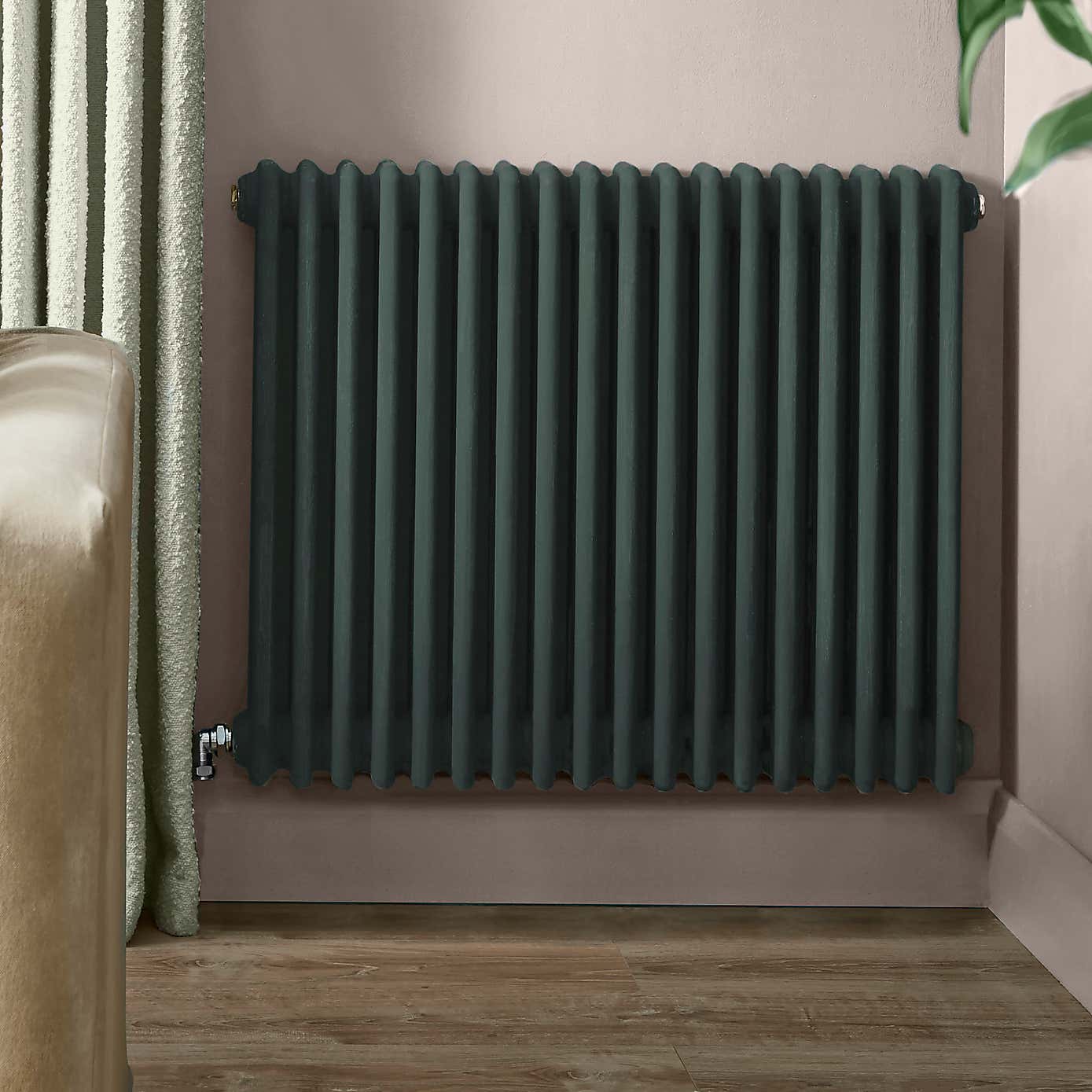 Dunelm Bottle Green Eggshell Emulsion Paint