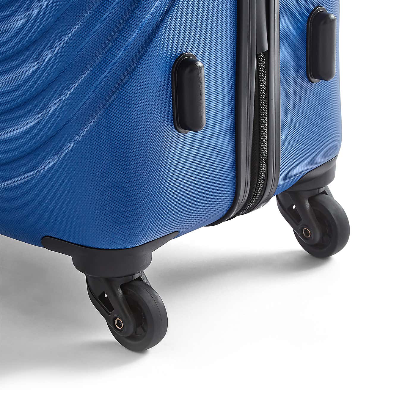 Elements Hard Shell Suitcase