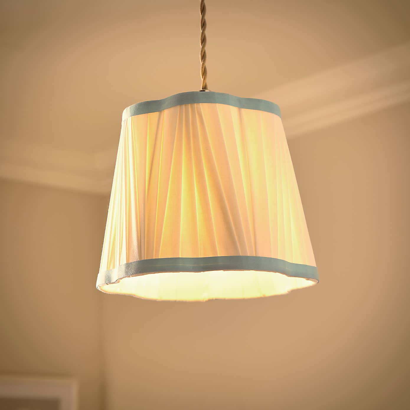 Charming Pleated Easy Fit Lamp Shade