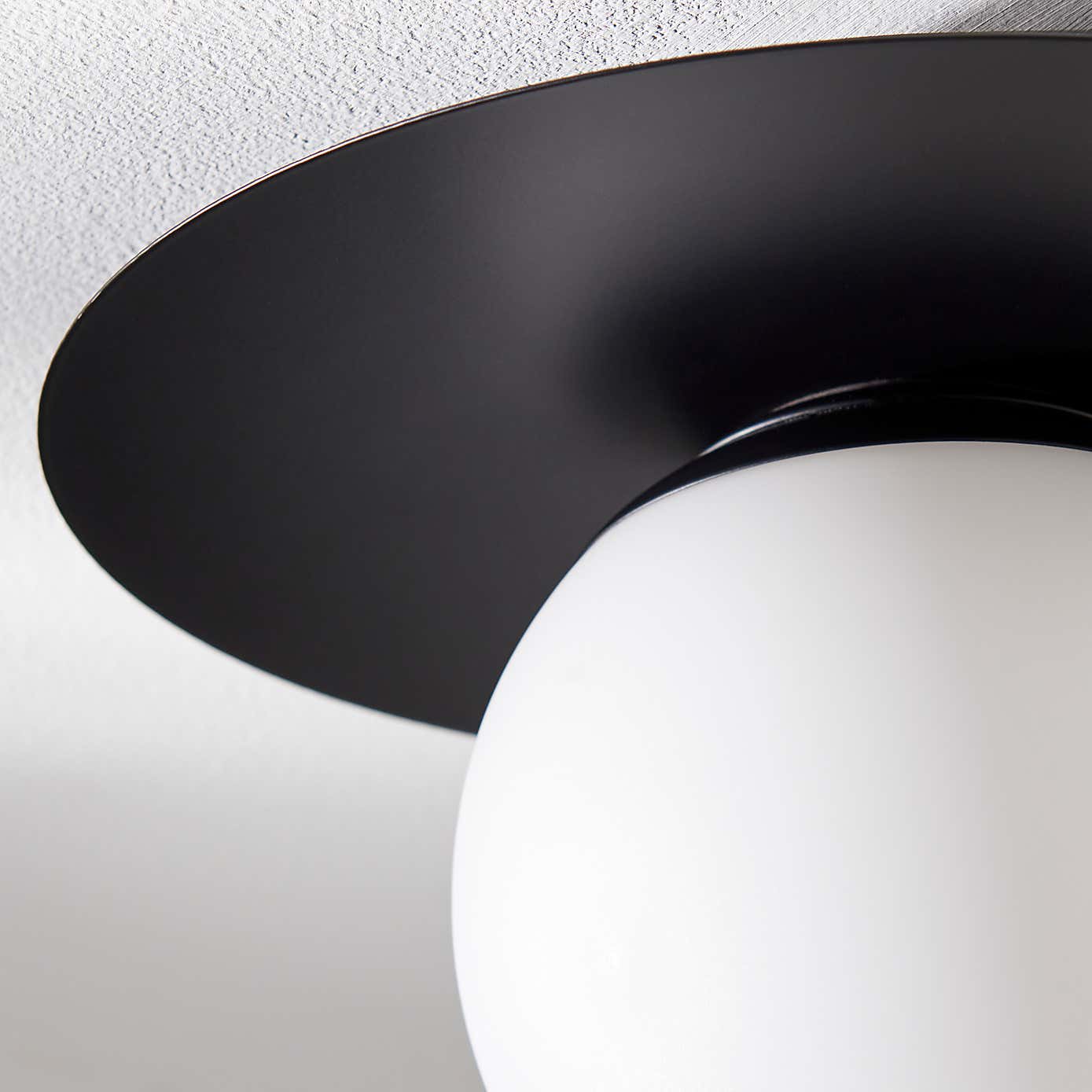 Tela Bathroom 1 Light Flush Ceiling Fitting