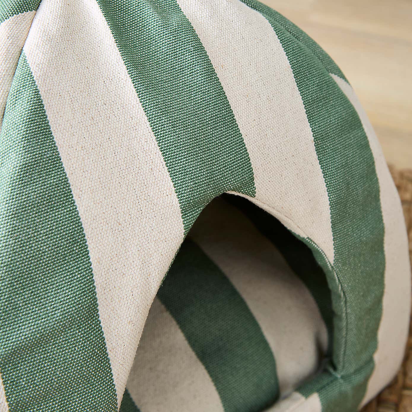 Beatrice Stripe Cat Bed