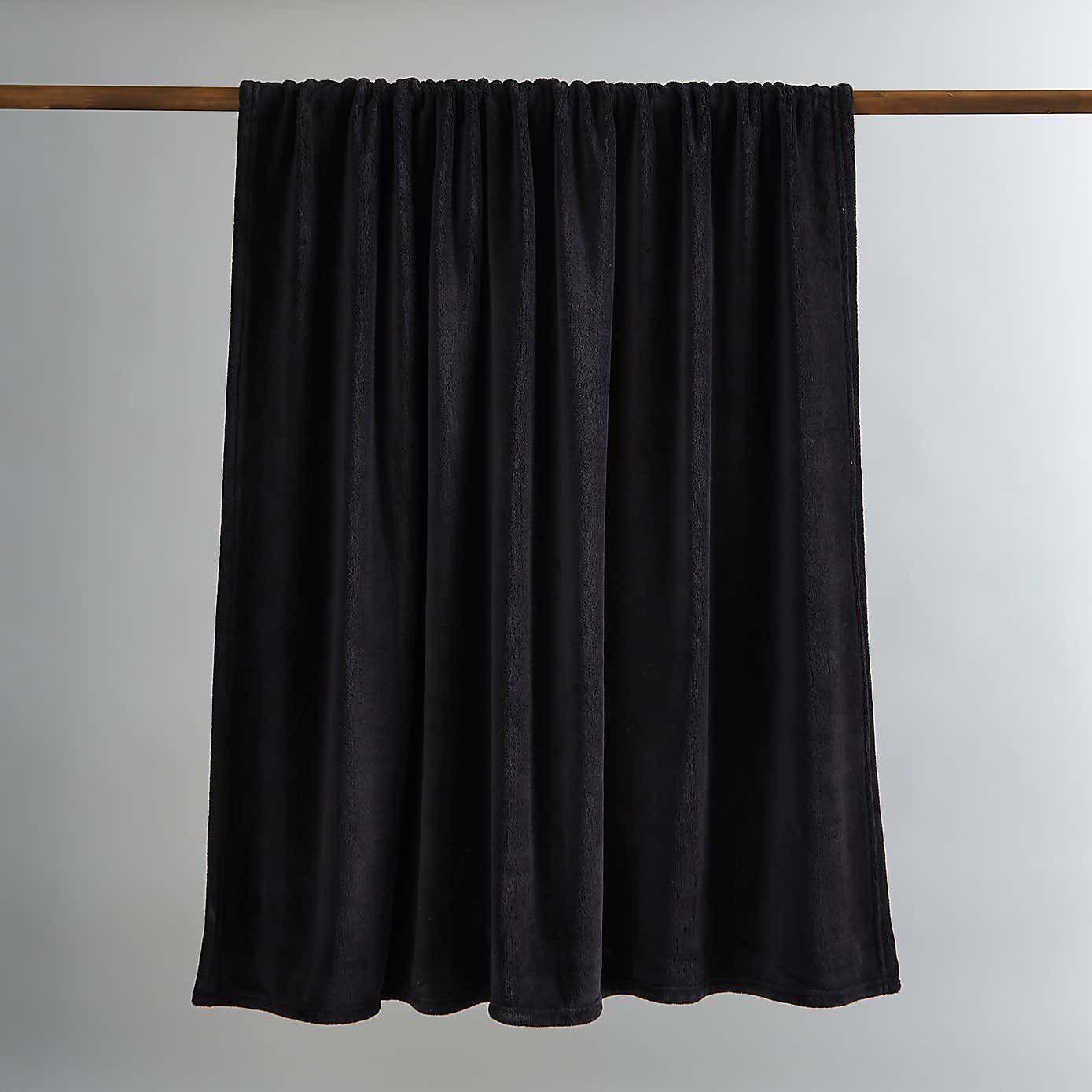 Soft Fleece Recycled Throw, 130x170cm