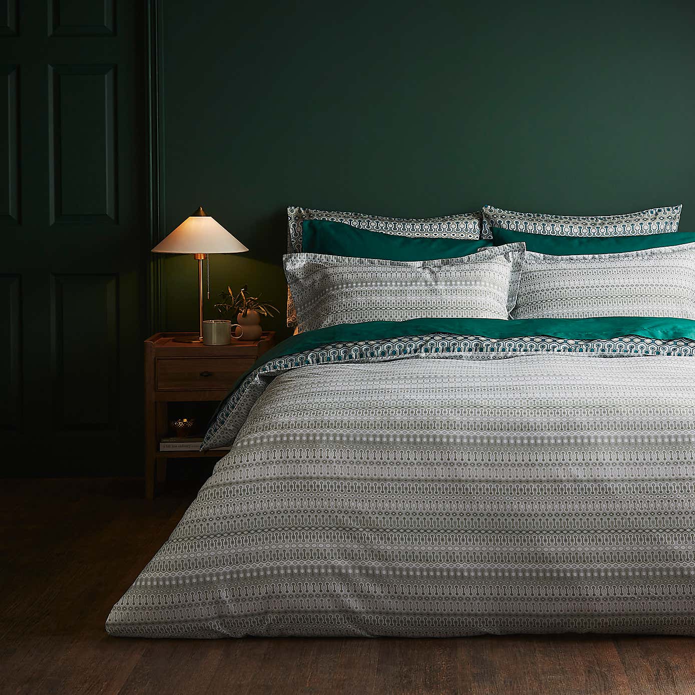 Wisley Retro Geo Sage Duvet Cover and Pillowcase Set