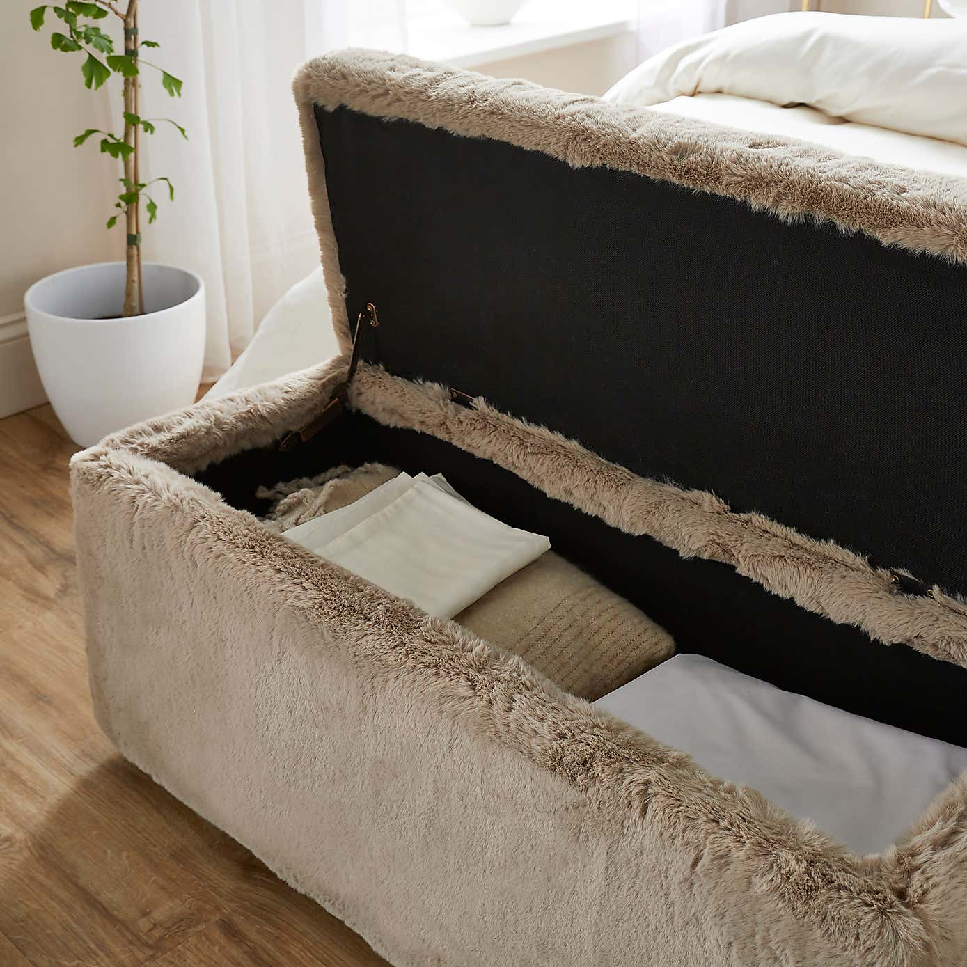 Elysia End of Bed Ottoman, Faux Fur