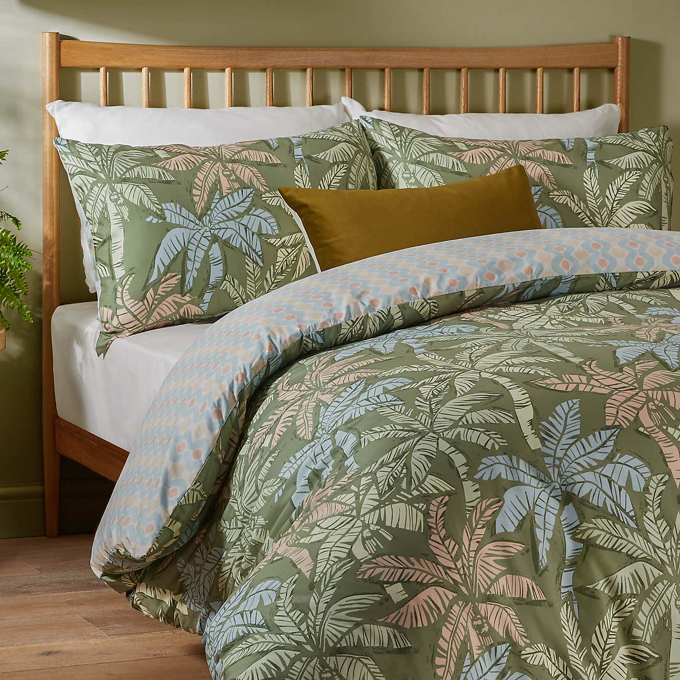 Duvet Day Kentia Reversible Duvet Cover & Pillowcase Set