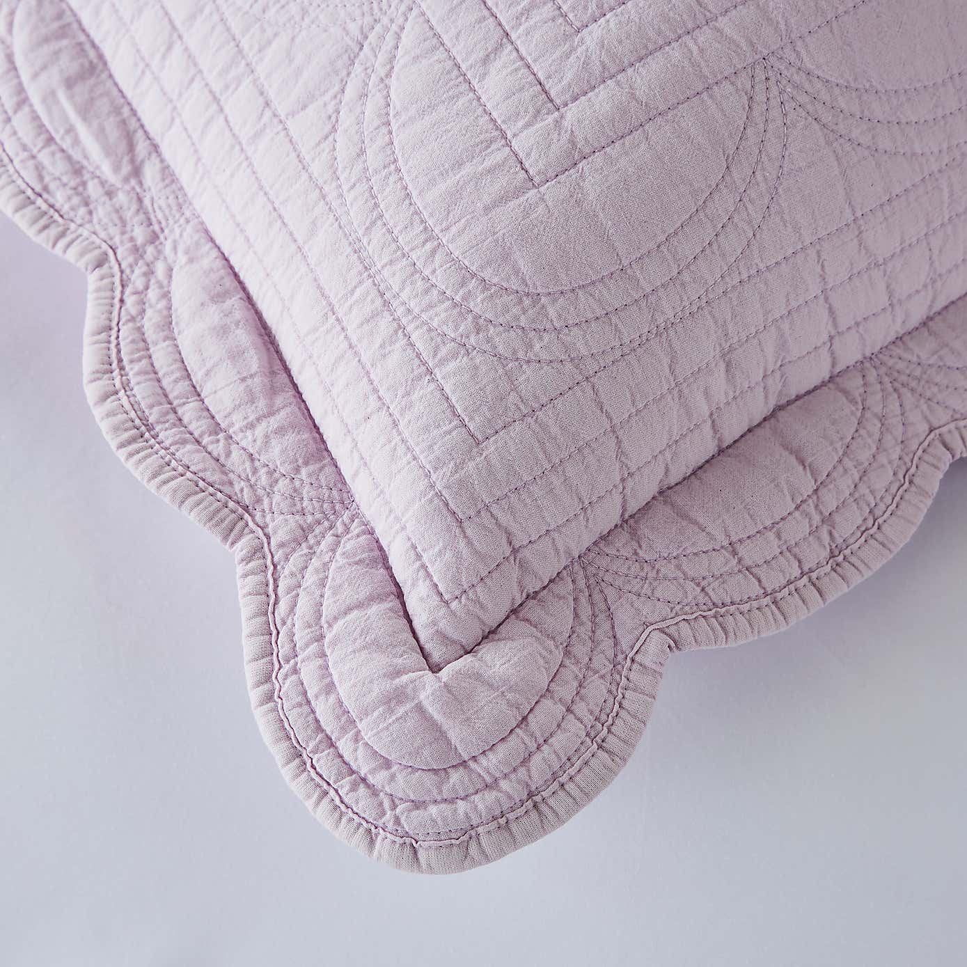 Dorma Soft Scalloped Pillowsham