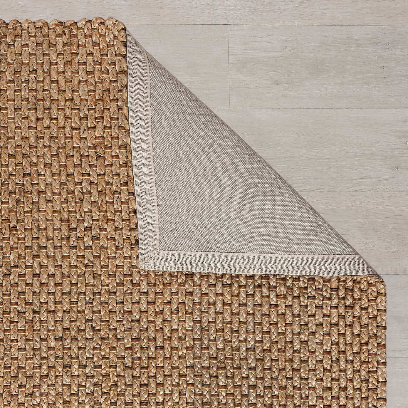Chunky Jute Square Rug