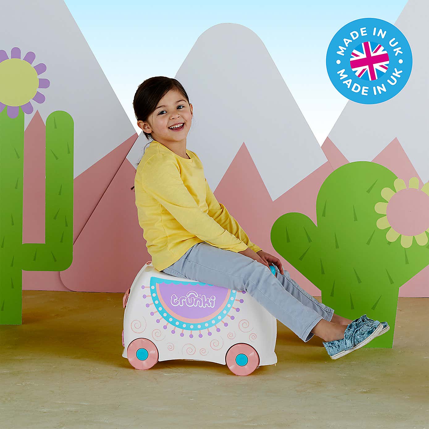Trunki Lola the Llama Ride On Suitcase