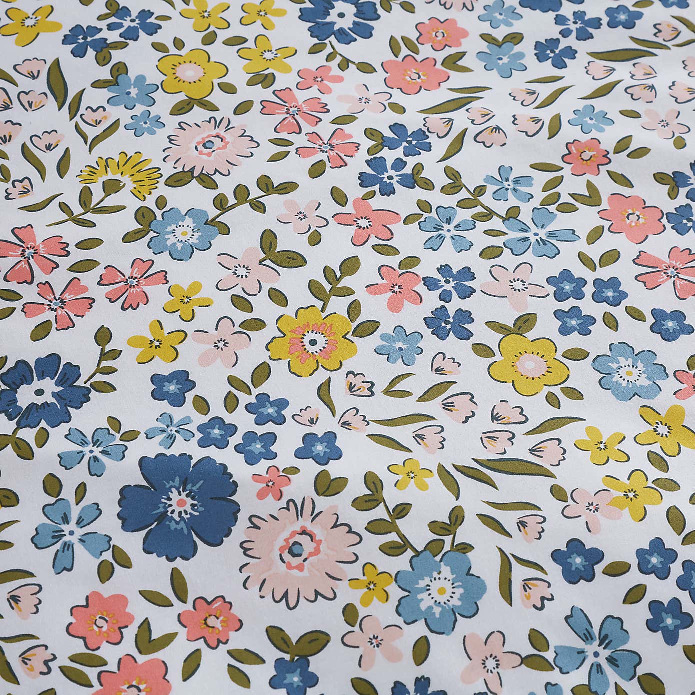Vintage Floral Duvet Cover and Pillowcase Set