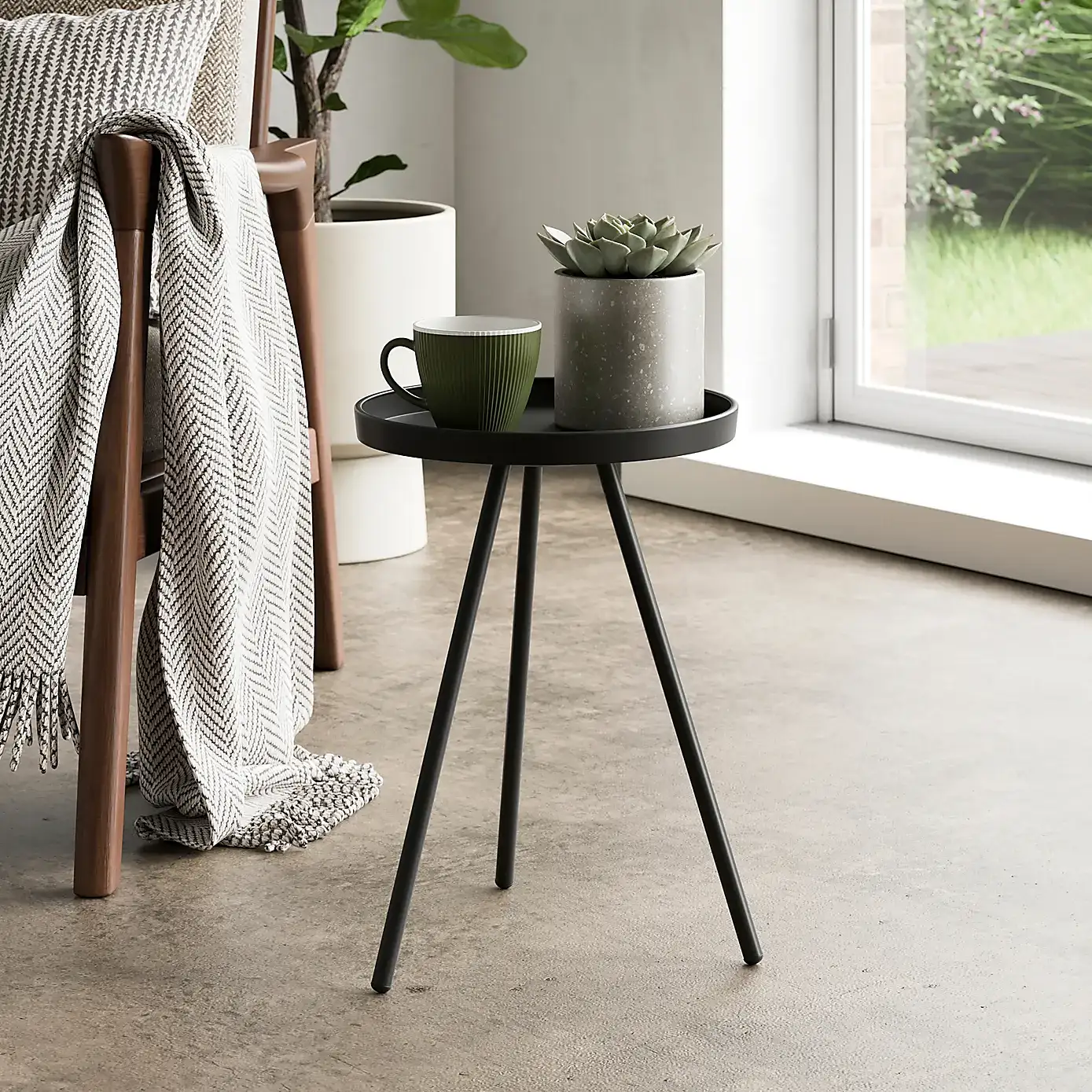 Kai Side Table