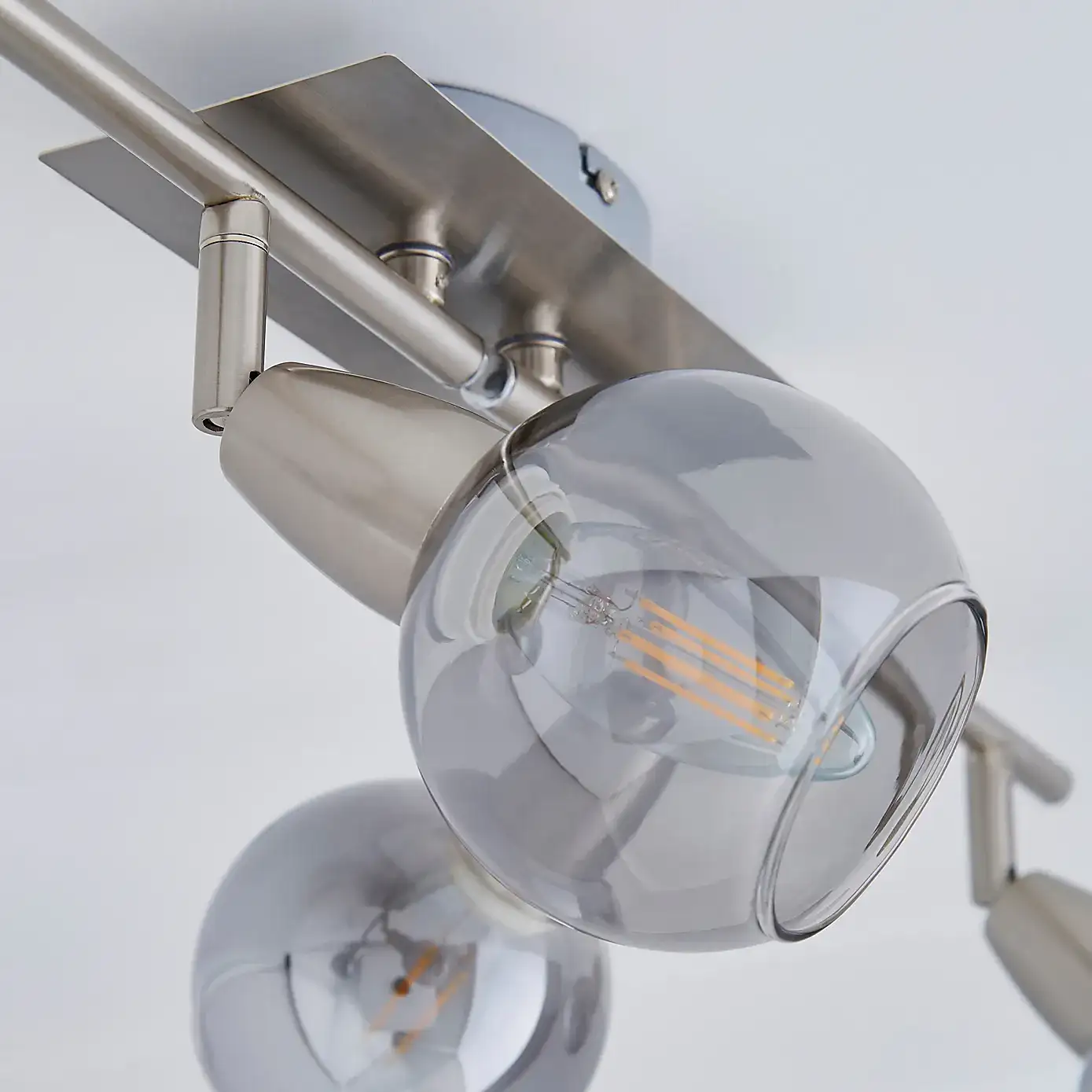 Tia 4 Light Spotlight Bar