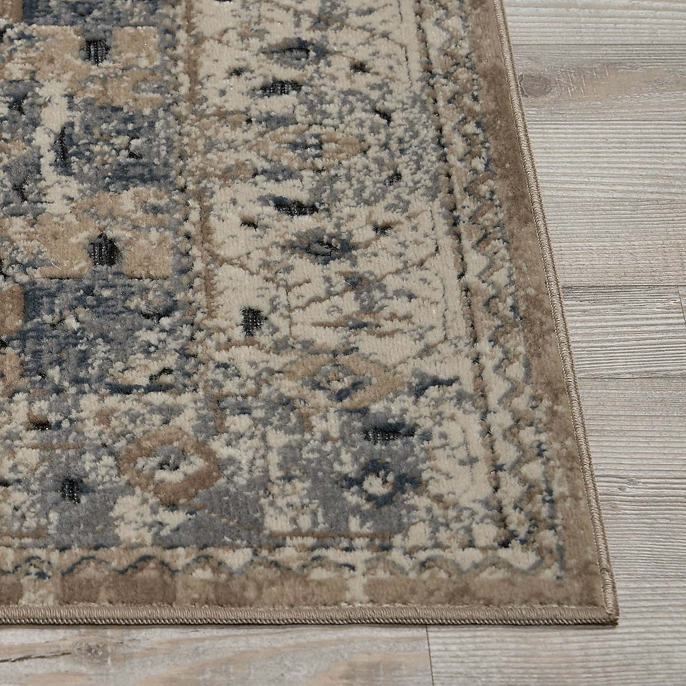 Beige and Blue Malta 2 Runner