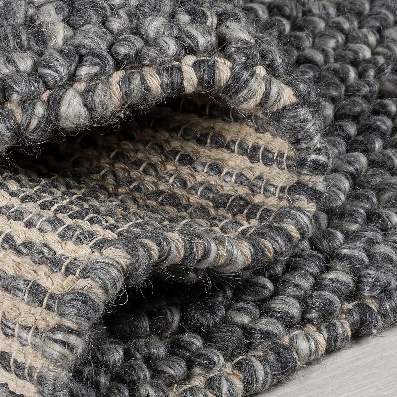 Minerals Wool Runner